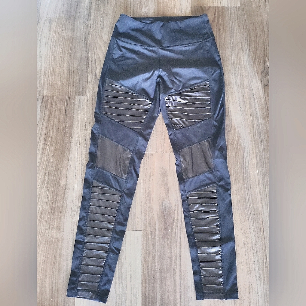 NWT ACTIVE MOTO Leggings